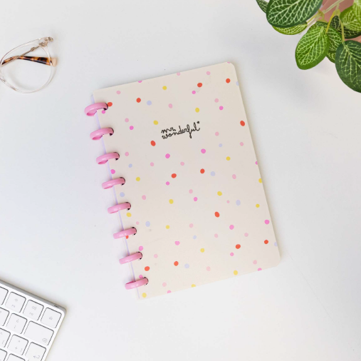 Caderno A5 - Bolinhas