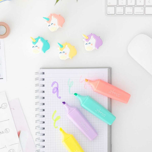 Conjunto de 4 marcadores - para teres planos de muitas cores